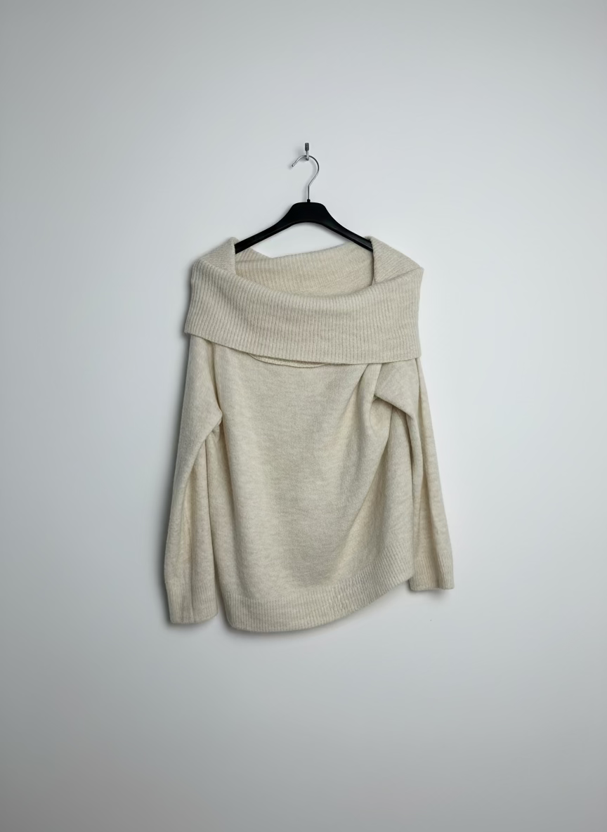 Off Shoulder Pullover